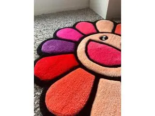 Buy Takashi Murakami Smiley Rug from Odette Rugs Buy Takashi Murakami Smiley Rug from Odette Rugs