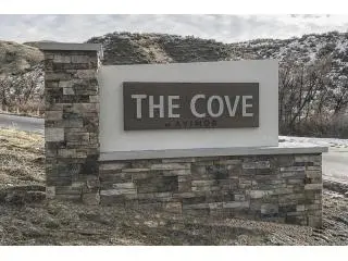 Commercial Real Estate Signage – Custom Sign Solutions Commercial Real Estate Signage – Custom Sign Solutions